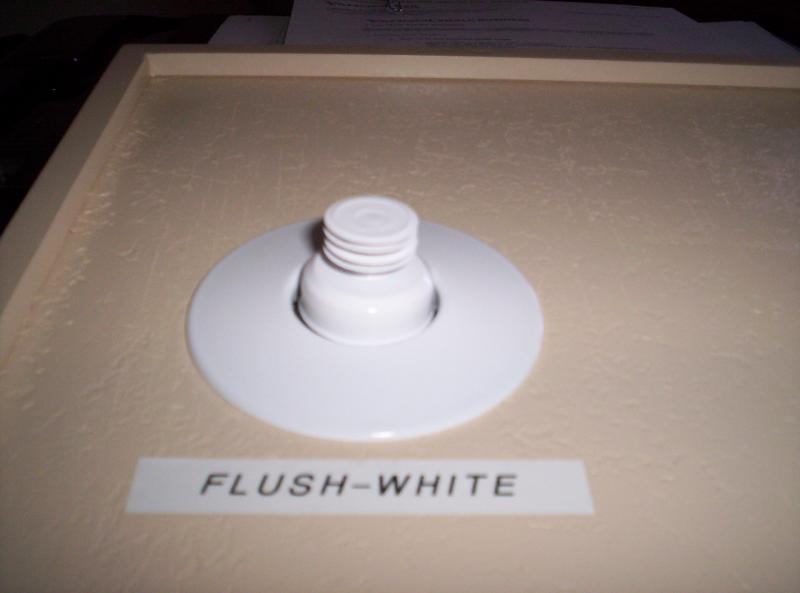 FLUSH-WHITE